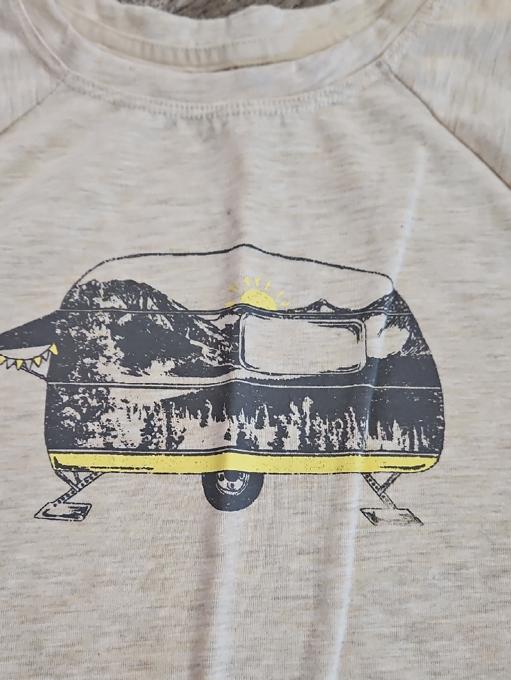 MTA Sport Cream / Tan  Womans Tee with Camper Graphic Size Large - Picture 2 of 4